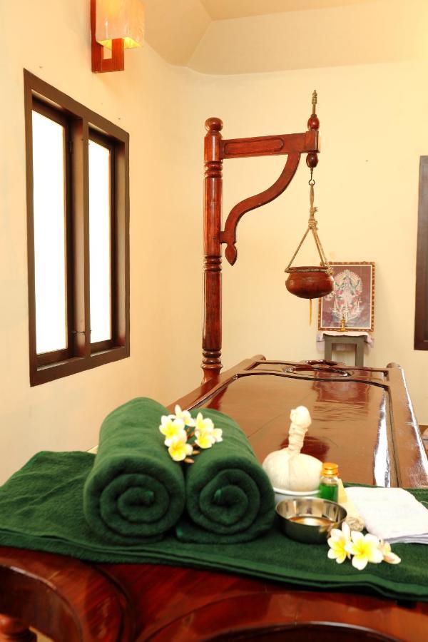 Resort The World Backwaters, Alleppey